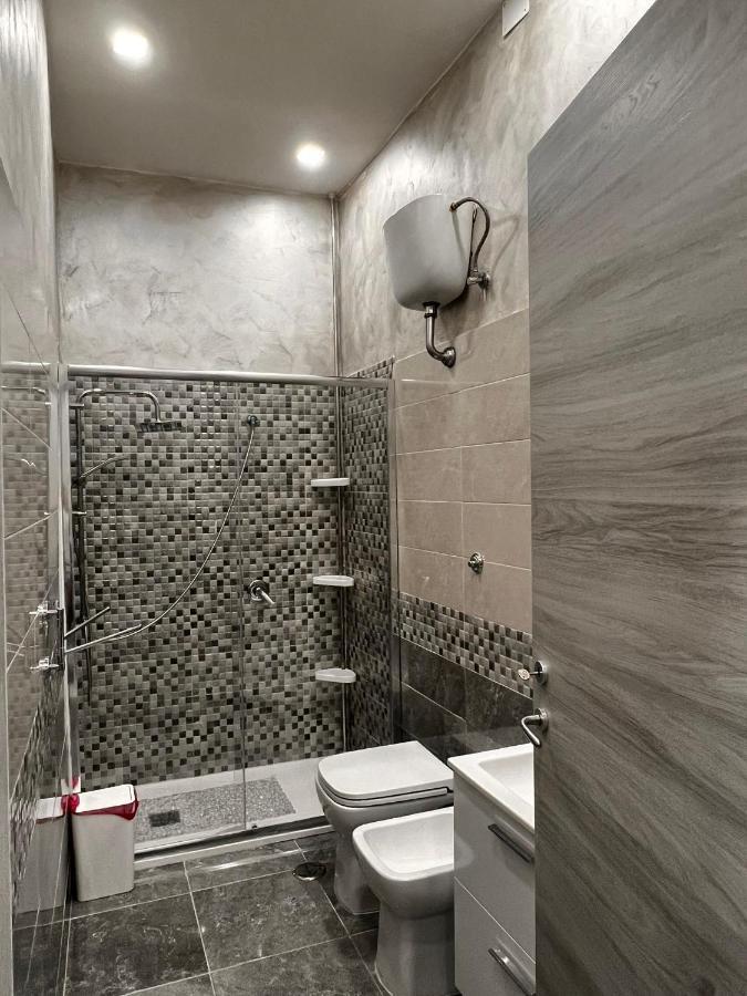 Mary Luna B&B Наполи Екстериор снимка